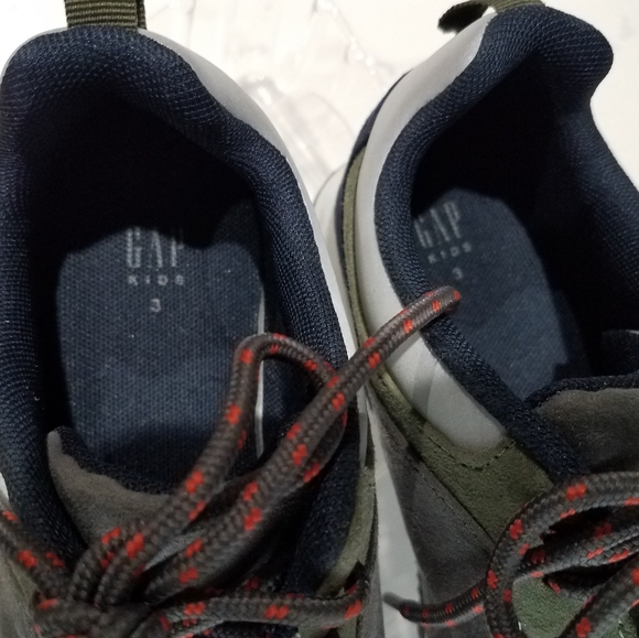 GAP Kids Colorblock Sneakers - Picture 10 of 11
